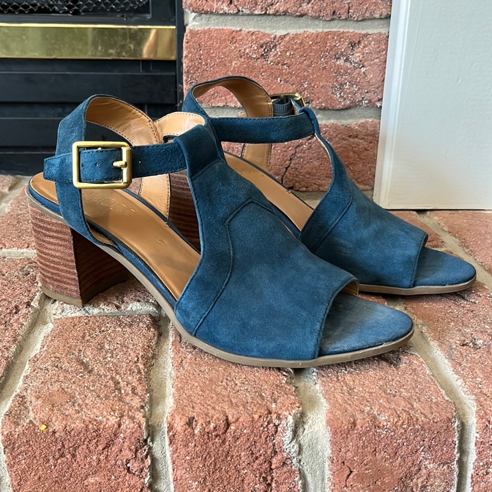 💙Franco Sarto Sandal 8M blue suede block heel